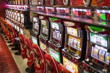 betcash slot deposit screen showing DANA, OVO, GoPay, and bank transfer options