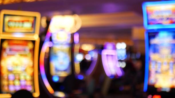 Diamond Empire live-dealer table with professional croupier and HD streaming setup