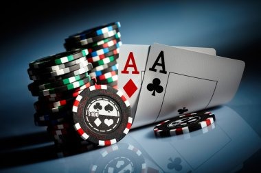 betcash slot deposit interface showing DANA, OVO, QRIS, and Mandiri bank transfer options